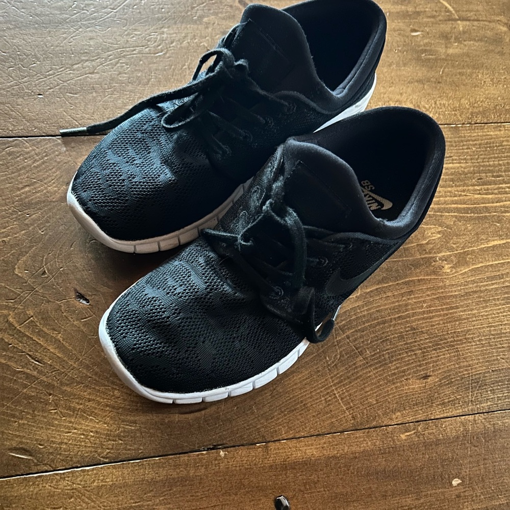 Nike Black Skateboarding Shoes
